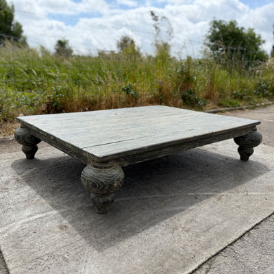 table_basse_marron_patine